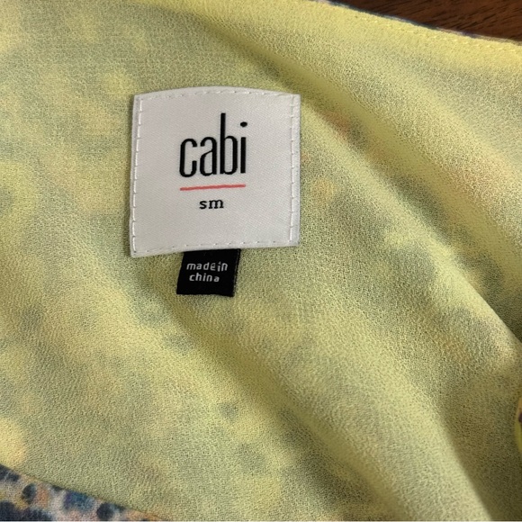 Cabi Floral Chiffon Sleeveless Blouse – Lightweight & Lined – Size Small - Picture 5 of 8